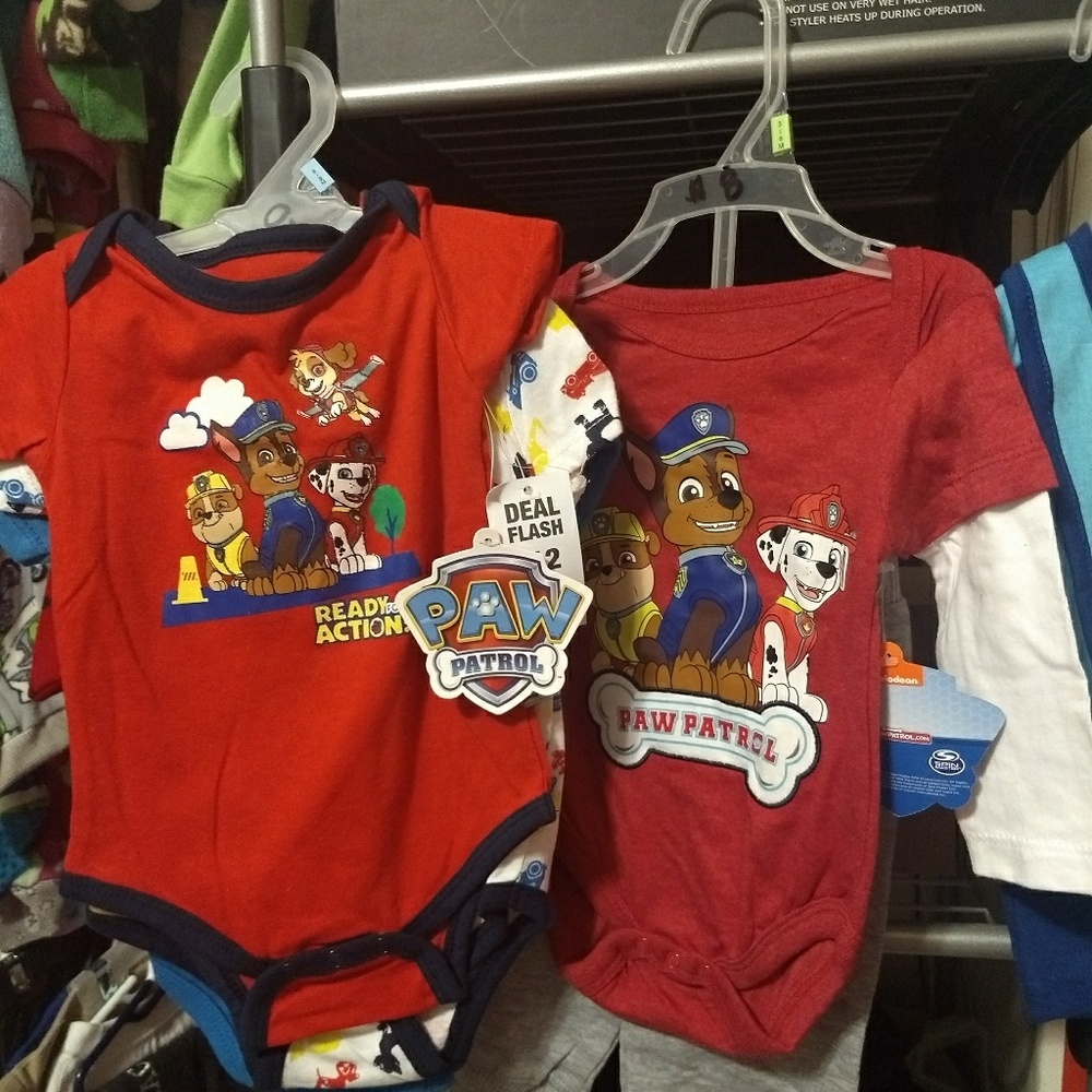 Baby clothes - Picture 6 of 8
